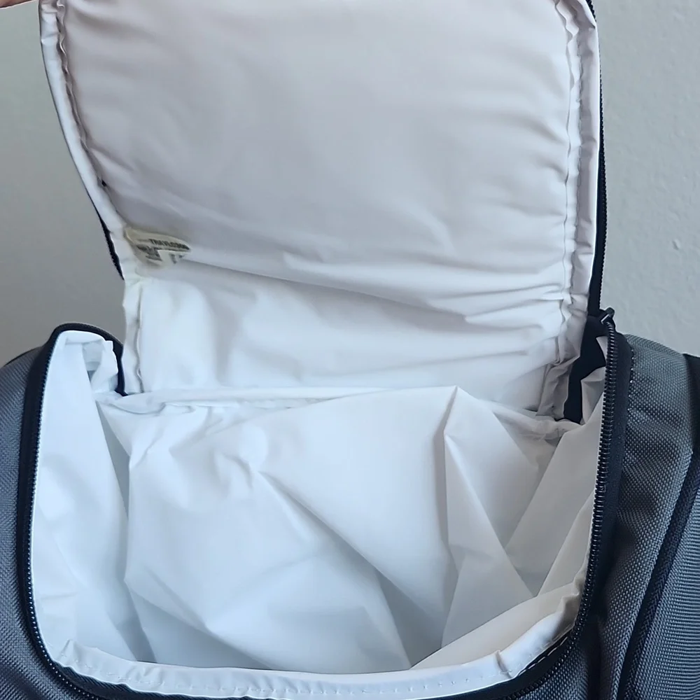 Don Julio 1942 - Cooler bag With 2 Speakers. - Picture 6 of 10